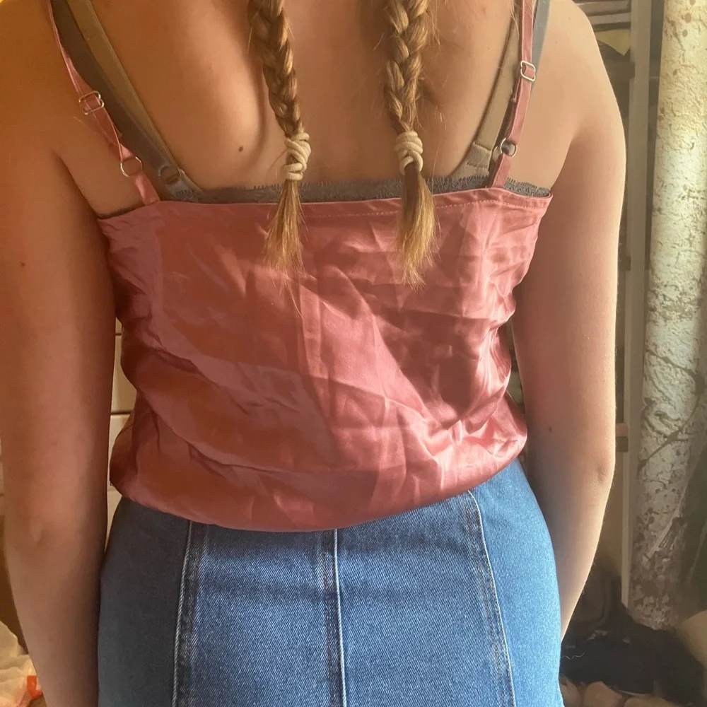 Pink cami - Picture 2 of 2